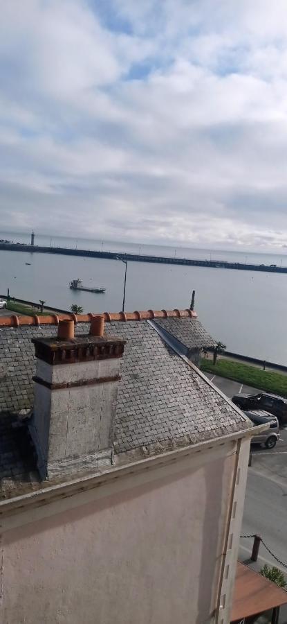 Le Querrien Hotel Cancale Exterior photo