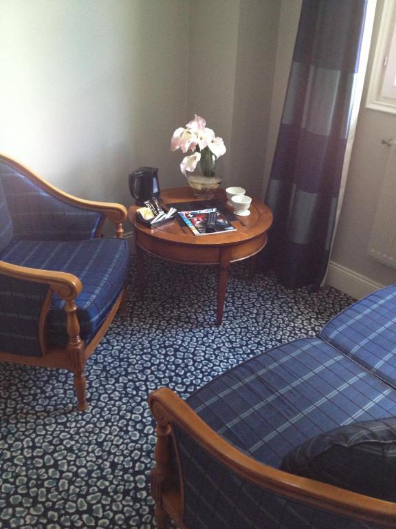 Le Querrien Hotel Cancale Room photo